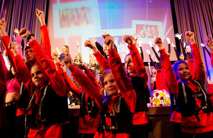 Школа танцев Минск, хип-хоп, эстрадный танец, современные танцы, латина